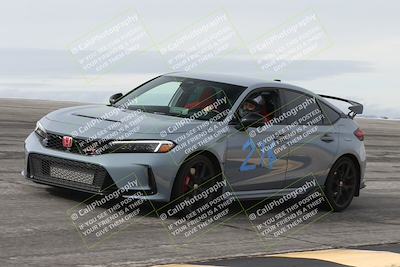 media/Jan-03-2026-SCCA SD (Sat) [[c9b9d14034]]/4-Novice Group/Session 1 Bowl/